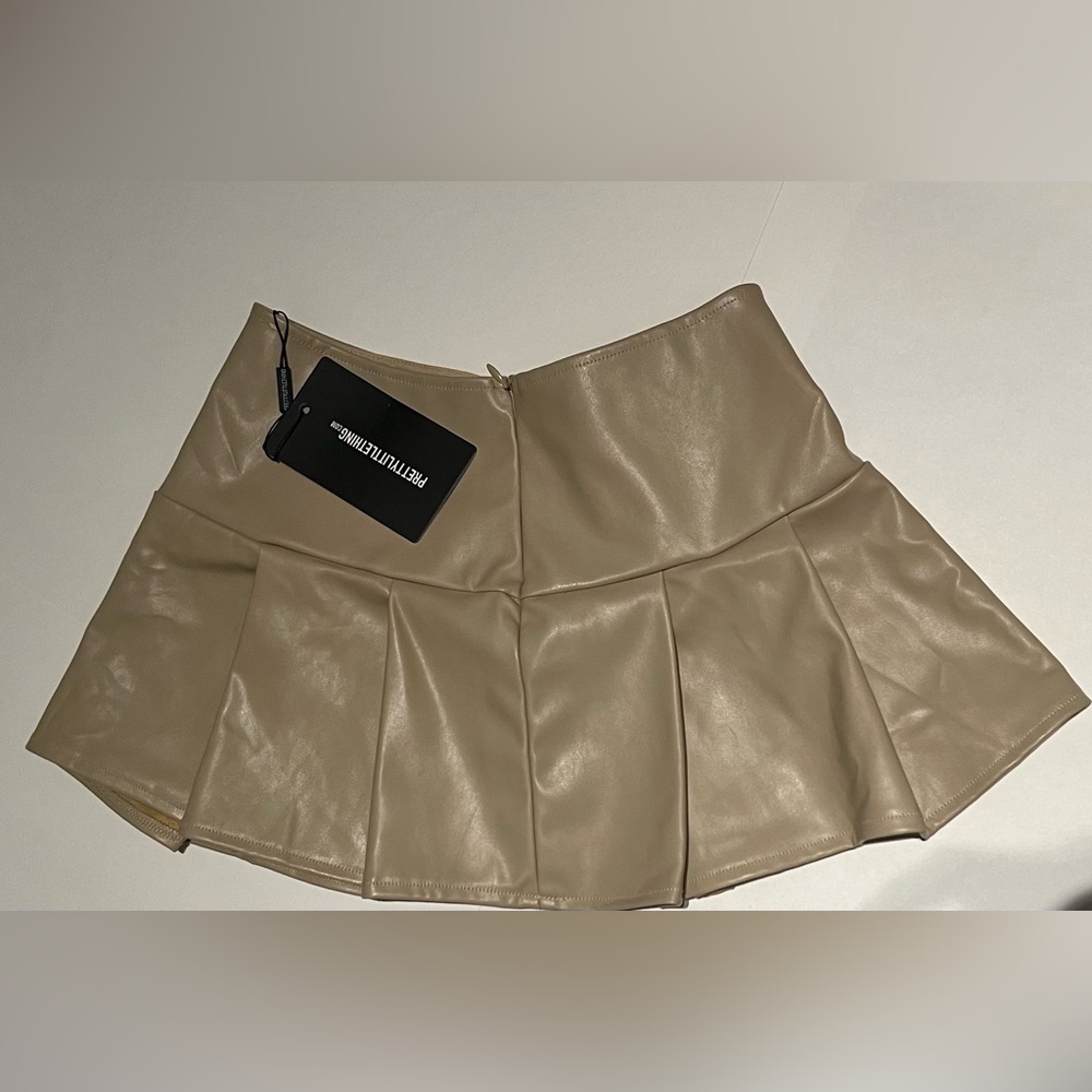Mini skirt vegan leather, size 00
